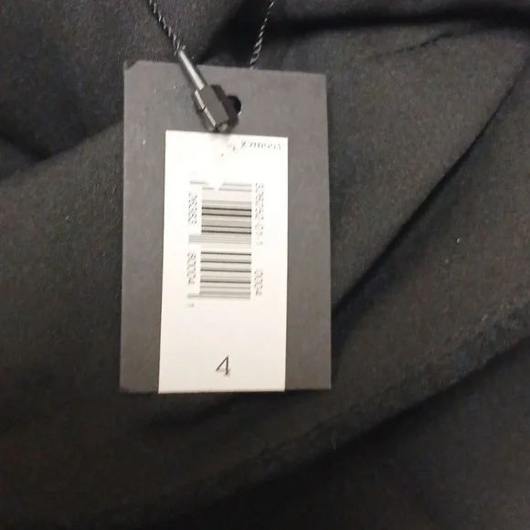 BANANA REPUBLIC Elegant Black One-Shoulder Dress Size 4 NWT - Picture 10 of 10